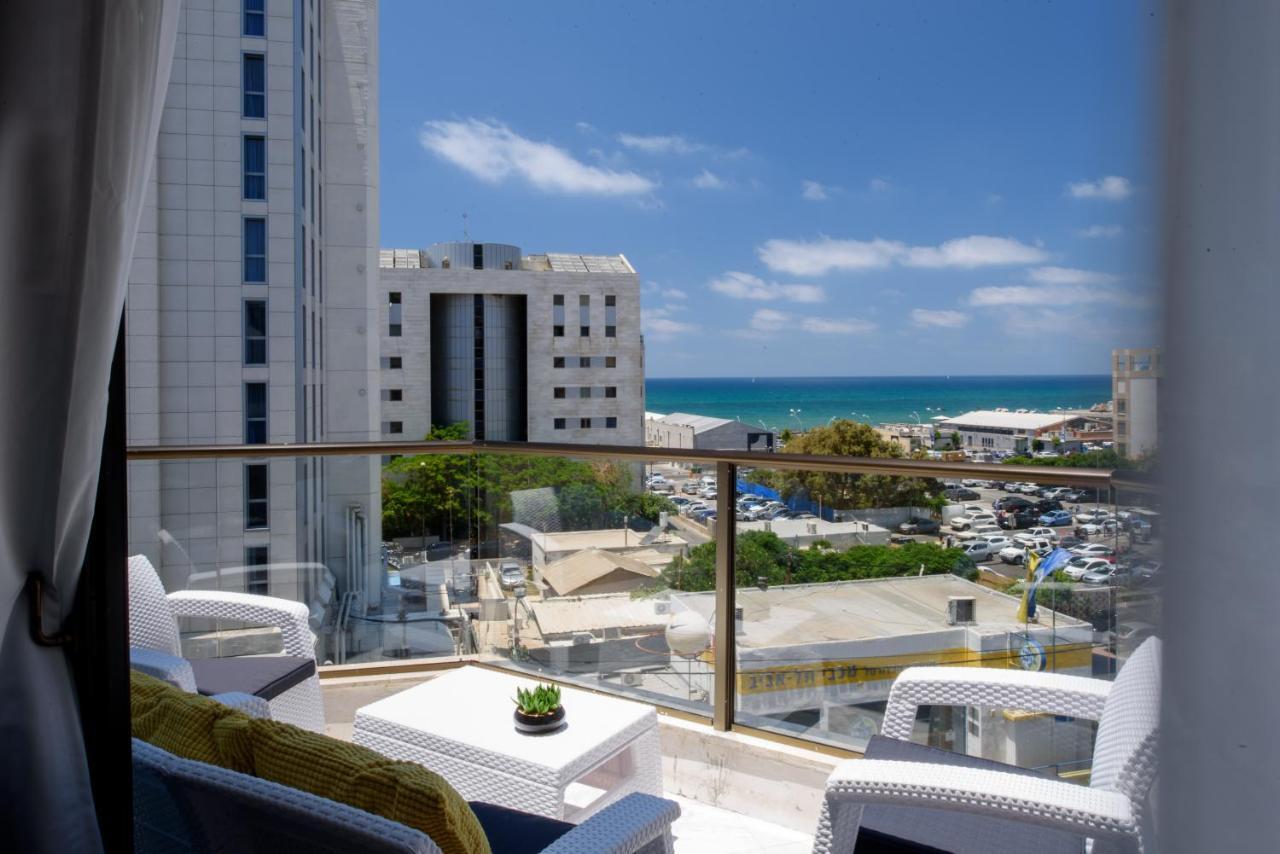 Studio & Apartments On The Beach By Aspentlv 特拉维夫 外观 照片